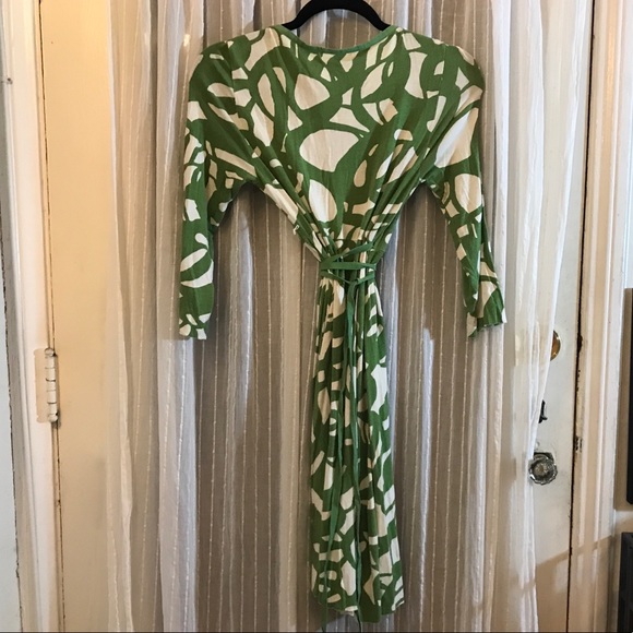 Velvet by Graham and Spencer Green / White Cotton Modal Wrap Midi Dress Size M - Picture 7 of 7